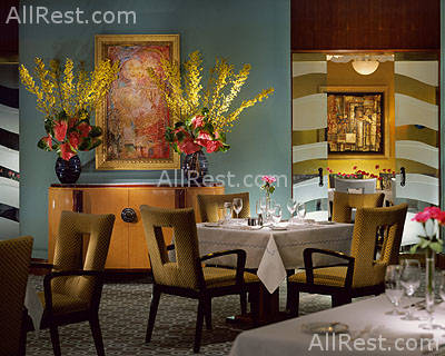 Four Seasons Hotel Cairo at Nile Plaza 10